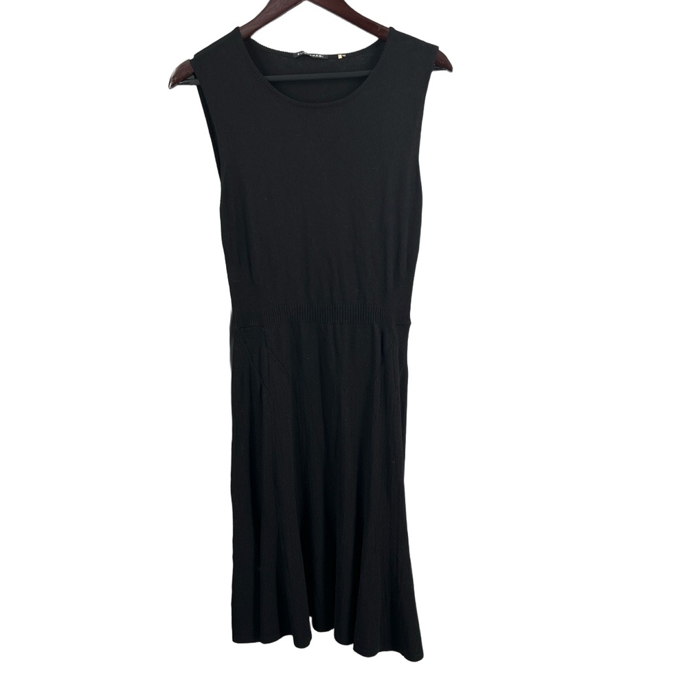 Elie Tahari Dress Black Knit Ruffle Detail Defined Waist LBD Med (est)